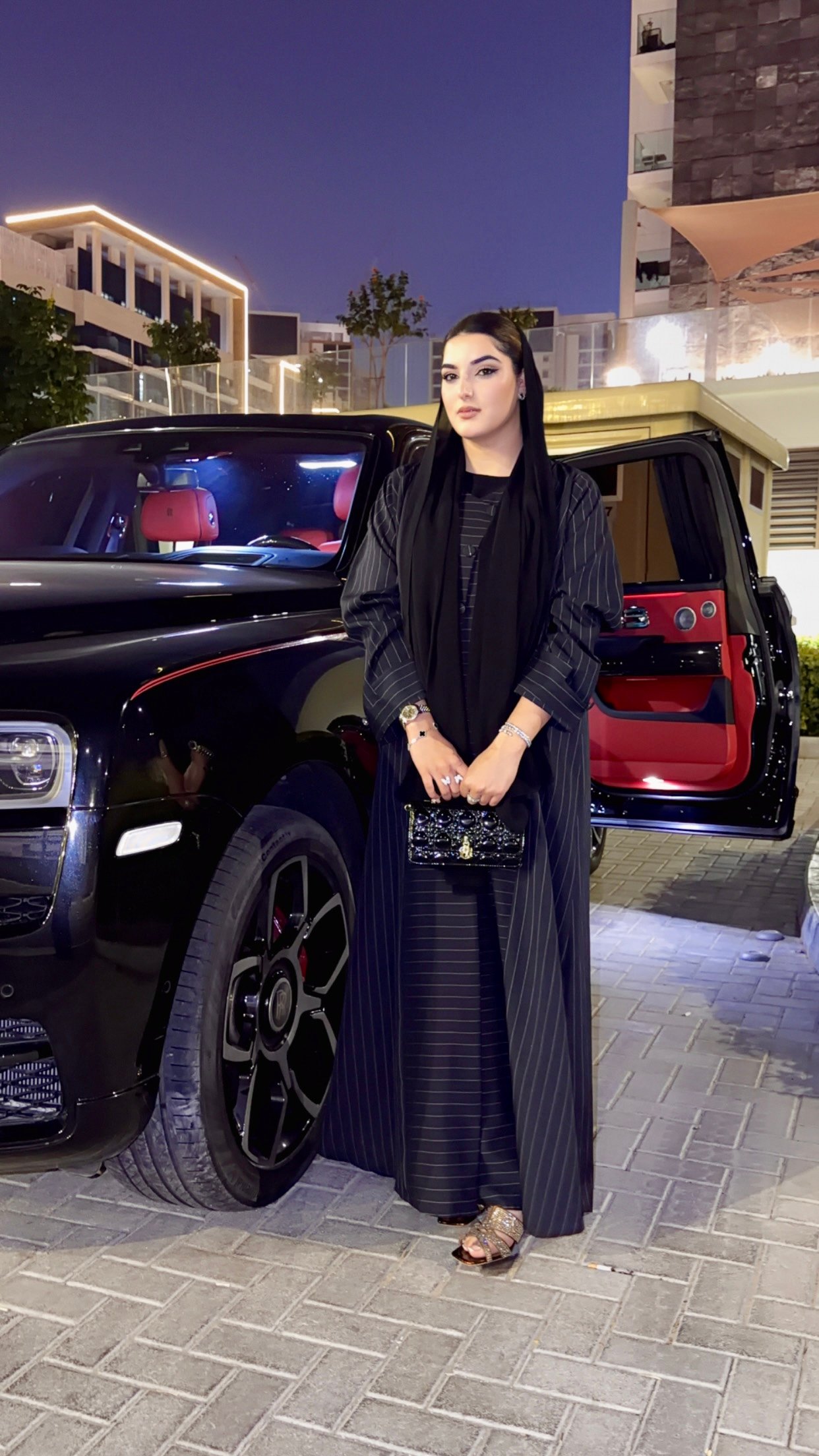 Saya Khan style look 16